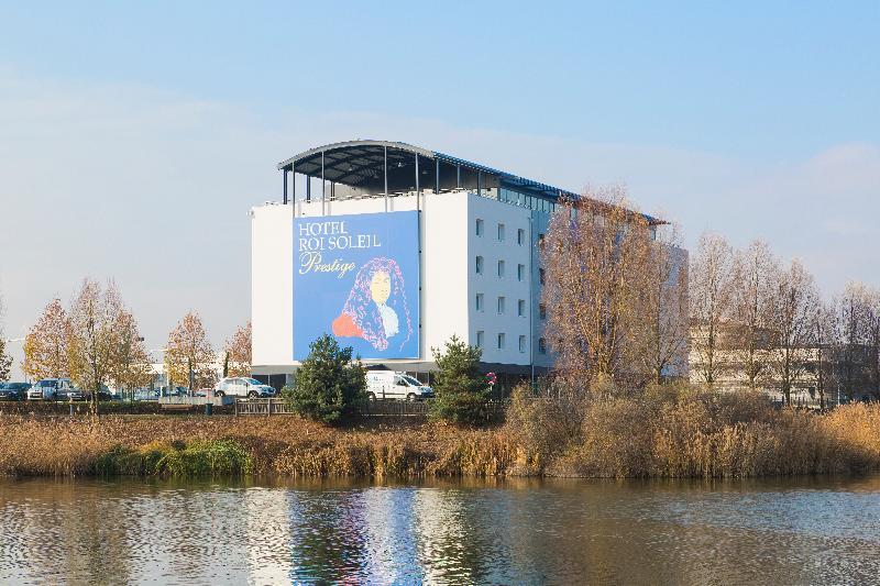 ホテル Roi Soleil Prestige Strasbourg シルティグアイム エクステリア 写真